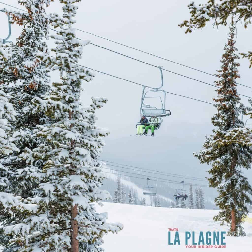 Skiing La Plagne in por visibility