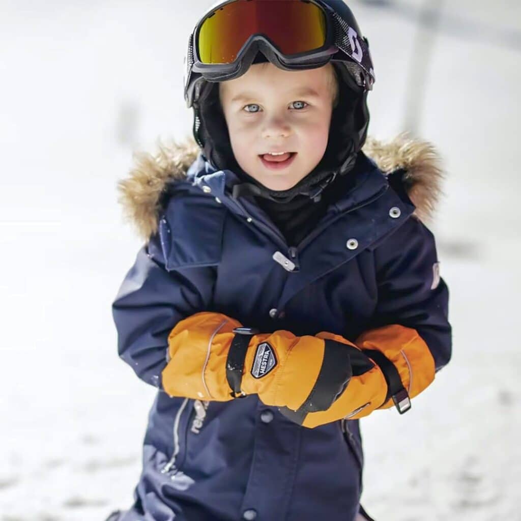 Kids ski mittens and gloves