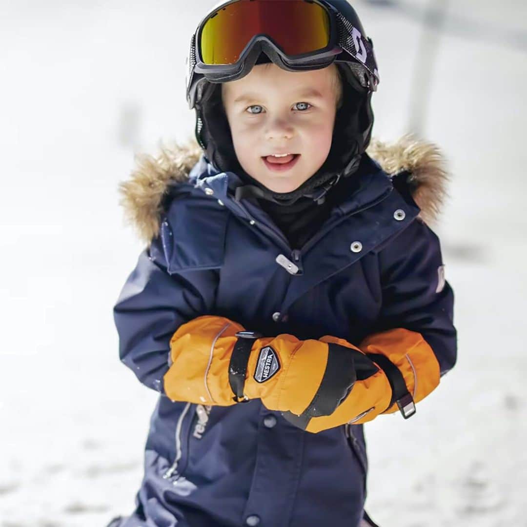 Kids ski mittens and gloves