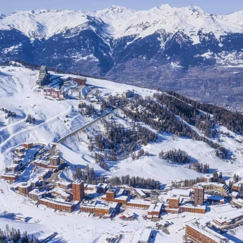 plagne centre ski holiday travel guide