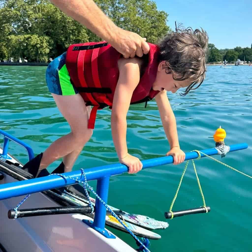 Waterskiing at Annecy
